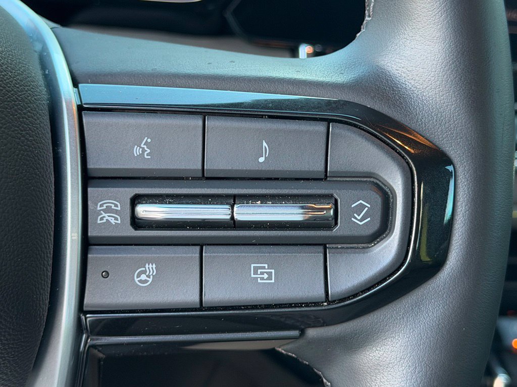 Used 2023 Chevrolet Colorado ZR2 w/ Desert Boss Special Edition AWD/4WD image 30