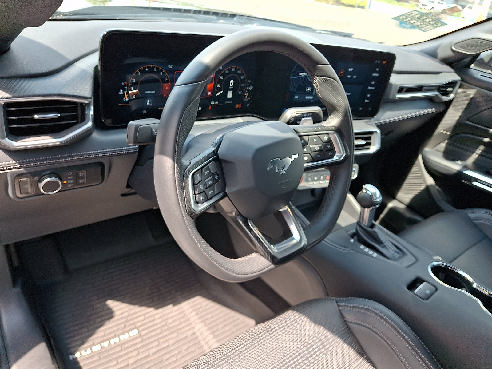 Used 2025 Ford Mustang GT Premium RWD image 14