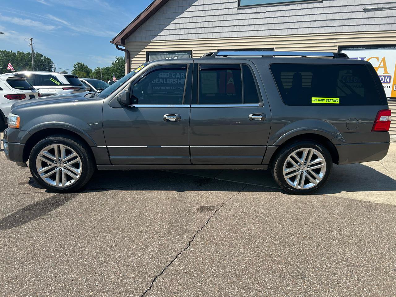 Used 2015 Ford Expedition EL Limited w/ Equipment Group 301A AWD/4WD image 8