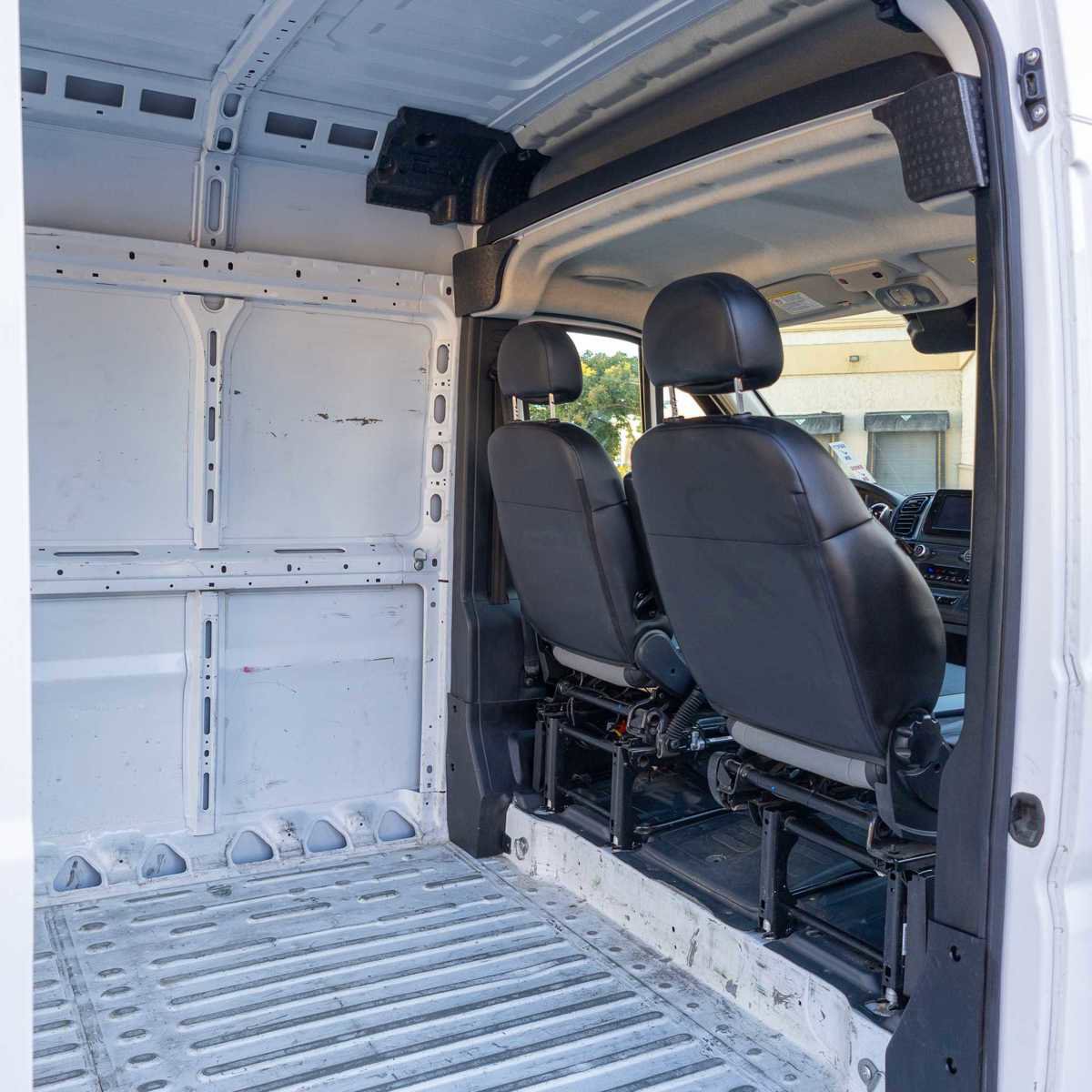 Used 2023 RAM ProMaster 2500 image 13