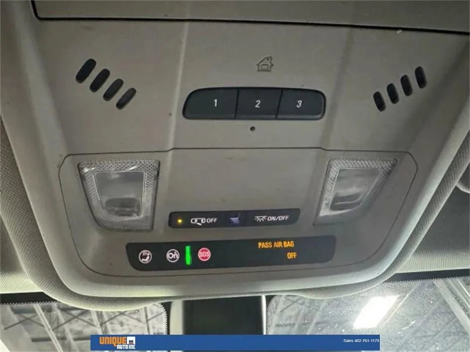 Used 2019 Chevrolet Equinox Premier image 24