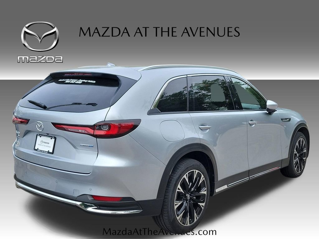 Certified 2025 MAZDA CX-90 Plug-In Hybrid w/ Premium Plus AWD/4WD image 17