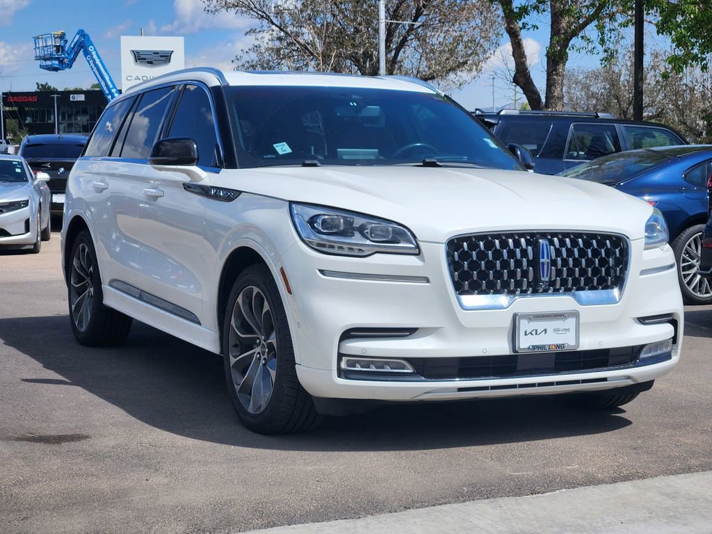 Used 2021 Lincoln Aviator Grand Touring w/ Equipment Group 302A AWD/4WD image 3