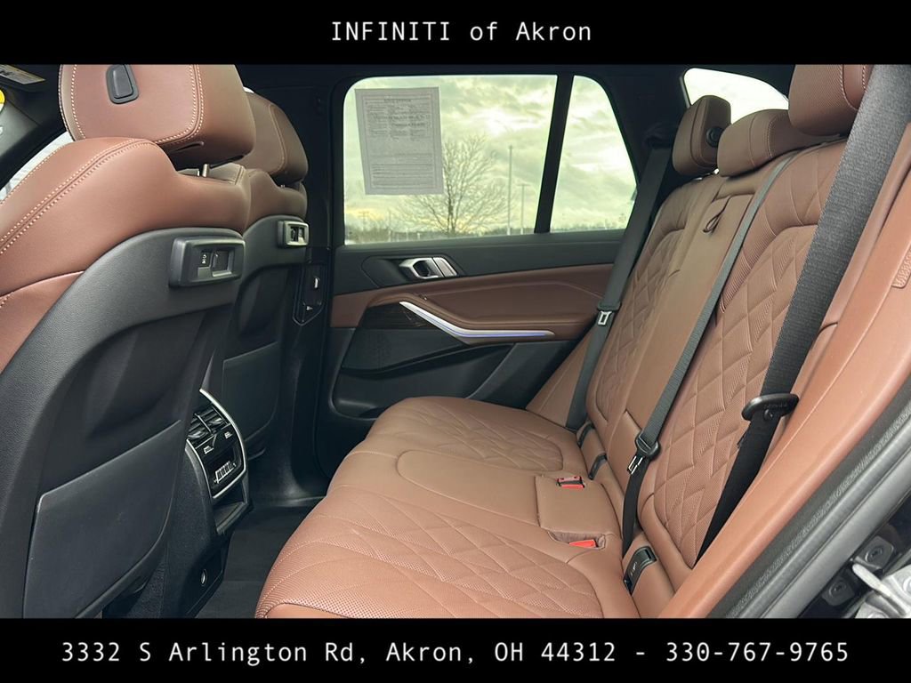 Used 2023 BMW X5 xDrive40i w/ Premium Package image 39