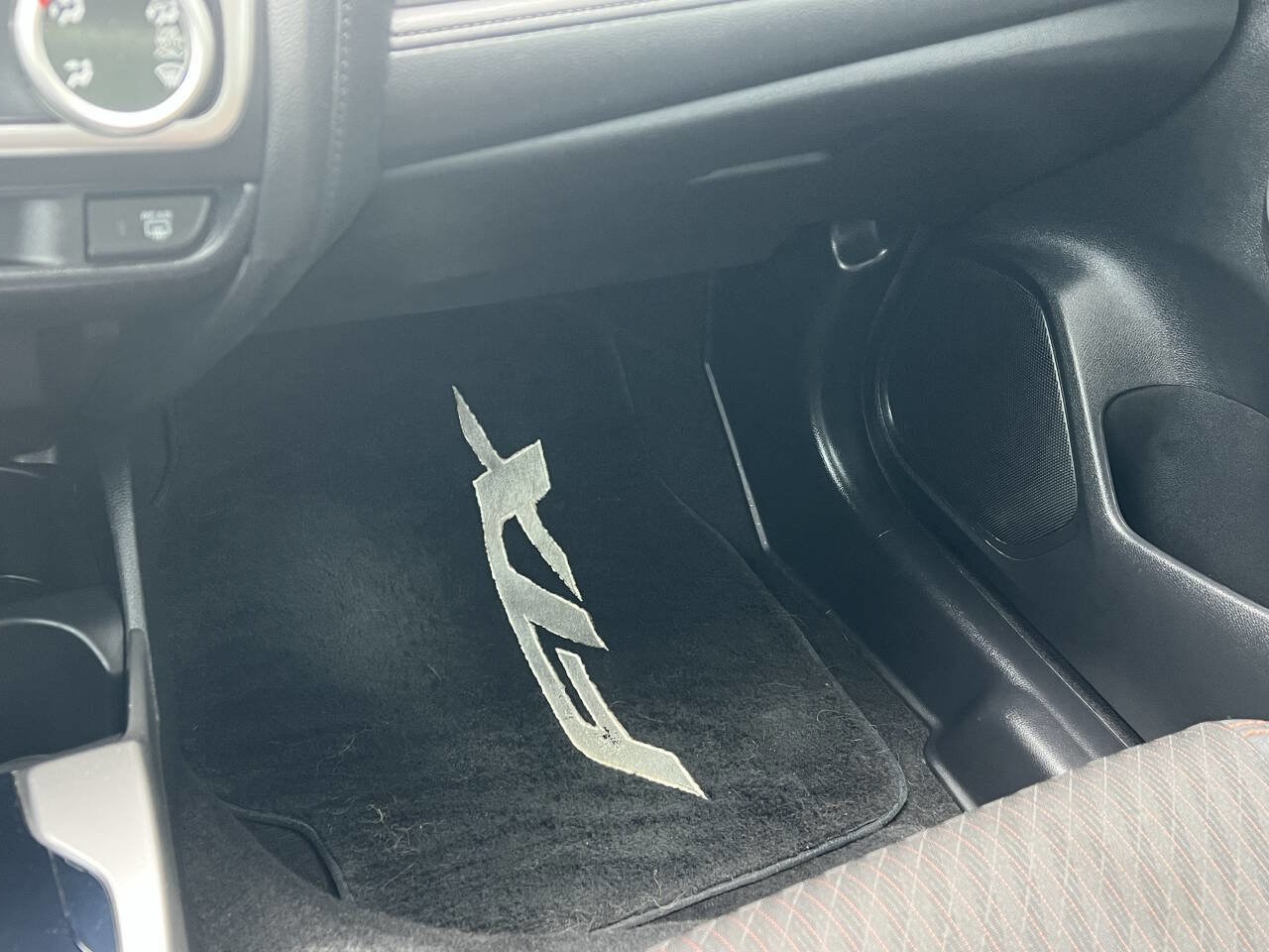 Used 2020 Honda Fit Sport image 29