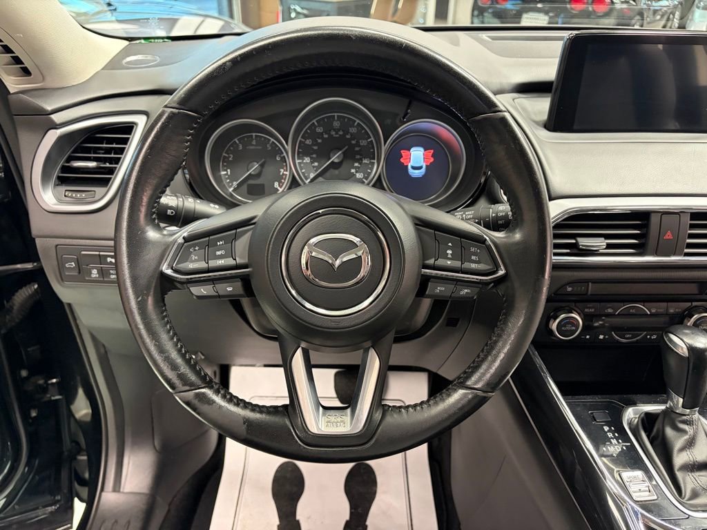 Used 2018 MAZDA CX-9 Touring w/ Touring Premium Package image 14