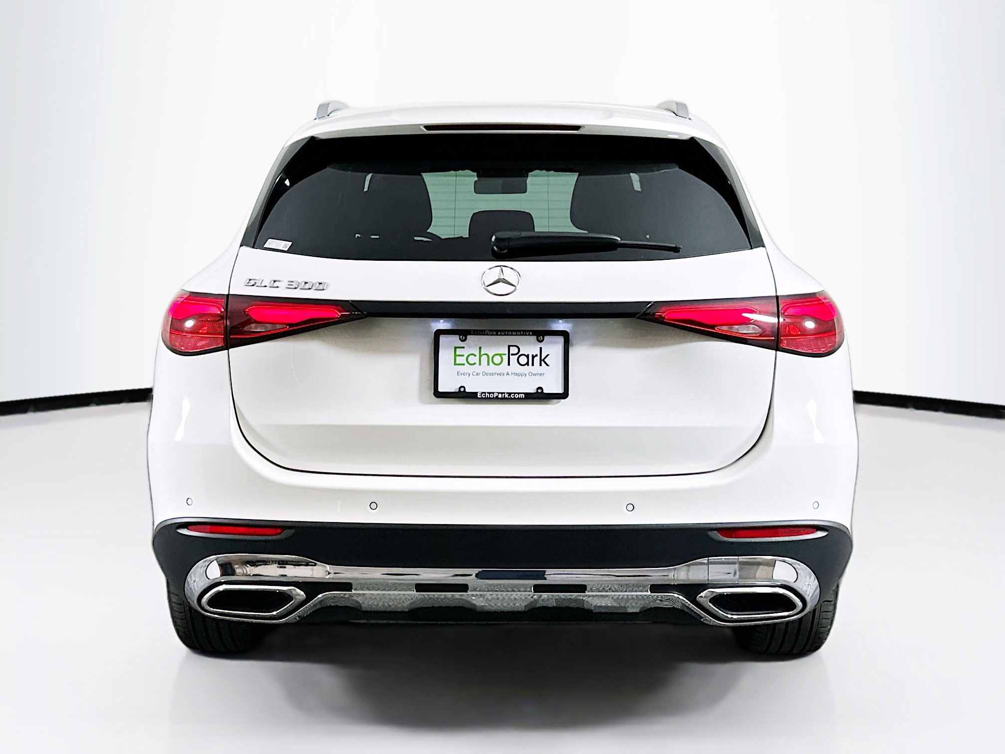 Used 2025 Mercedes-Benz GLC 300 image 7