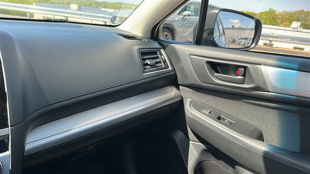 Used 2019 Subaru Outback 2.5i AWD/4WD image 20