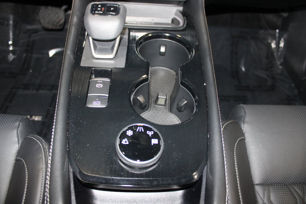 Used 2025 Nissan Rogue Platinum AWD/4WD image 19