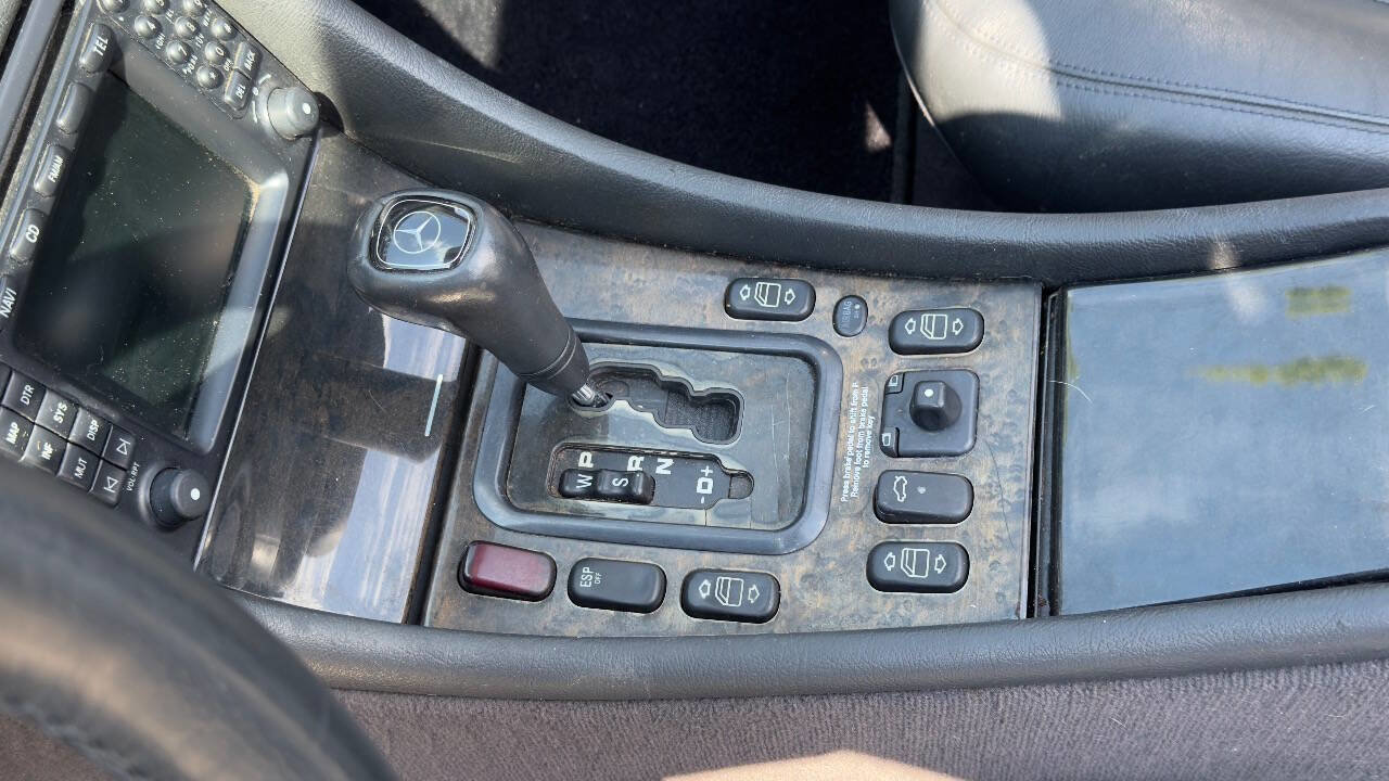 Used 2000 Mercedes-Benz CLK 430 Cabriolet image 38