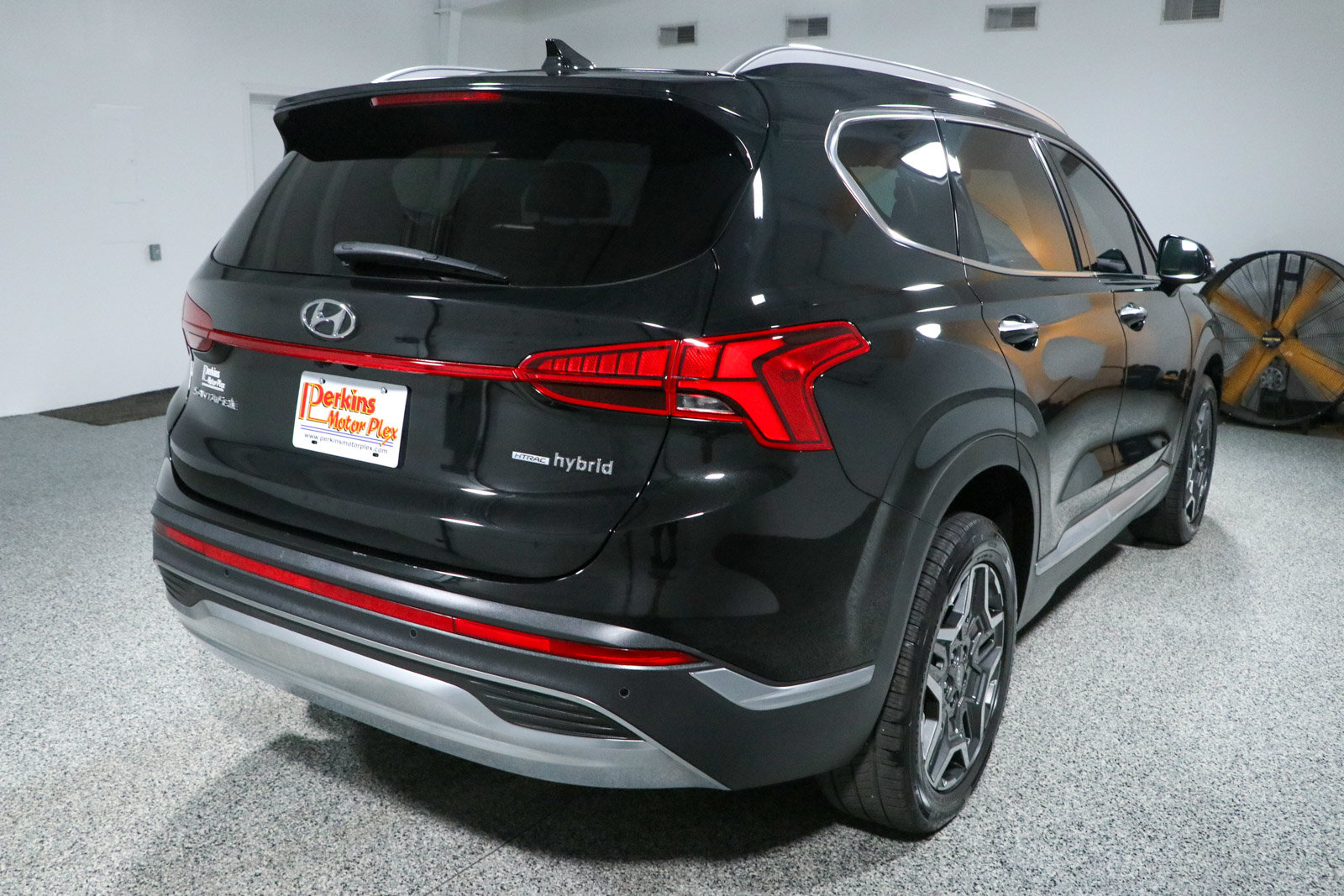 Used 2023 Hyundai Santa Fe SEL Premium AWD/4WD image 7