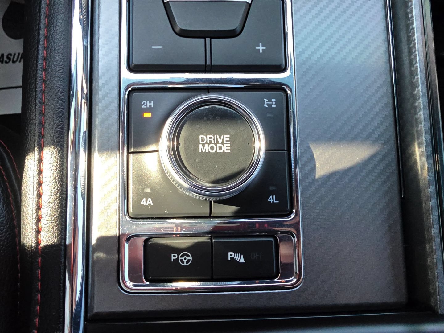 Used 2019 Ford Expedition Limited w/ Equipment Group 303A AWD/4WD image 30