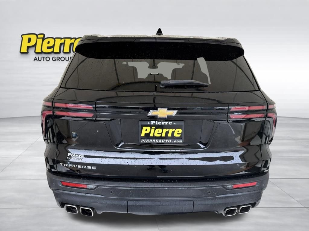 Used 2024 Chevrolet Traverse LS FWD image 3