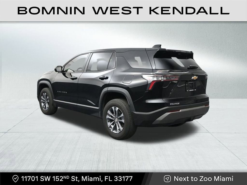 Used 2025 Chevrolet Equinox LT w/ Safety and Technology Package image 3