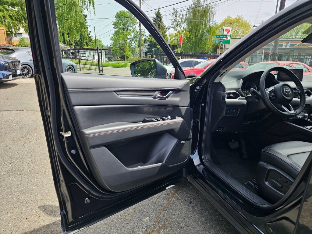 Used 2021 MAZDA CX-5 Grand Touring AWD/4WD image 19
