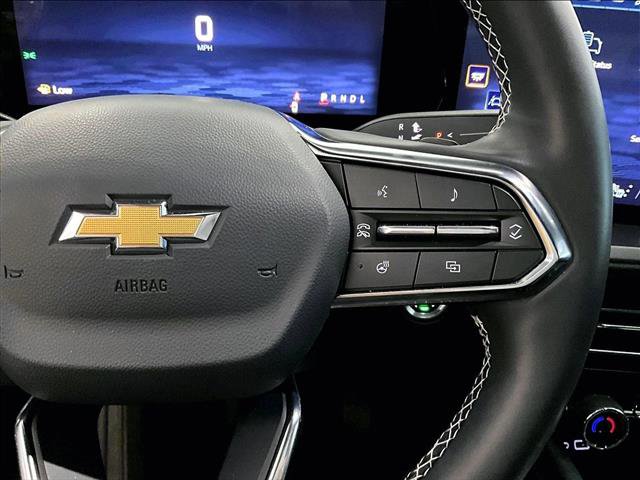 Used 2026 Chevrolet Traverse LT FWD image 21