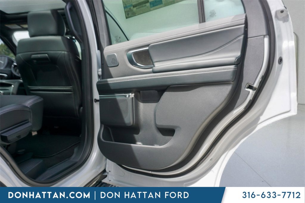 New 2025 Ford Expedition Platinum image 31