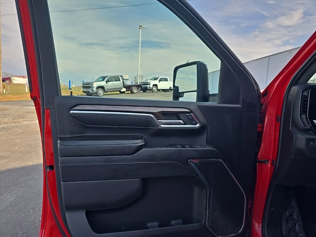 Used 2024 Chevrolet Silverado 3500 LT w/ Convenience Package image 19