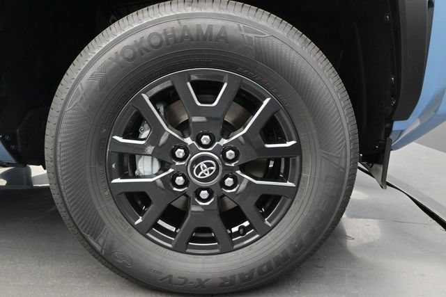 New 2026 Toyota 4Runner SR5 AWD/4WD image 15