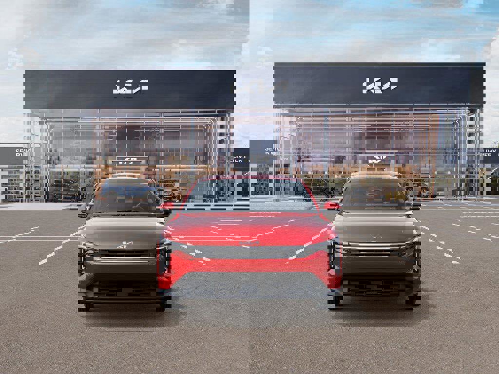 New 2025 Kia K4 LXS image 2