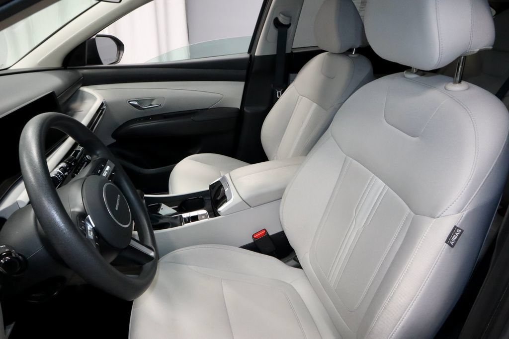 Certified 2025 Hyundai Tucson SEL AWD/4WD image 26