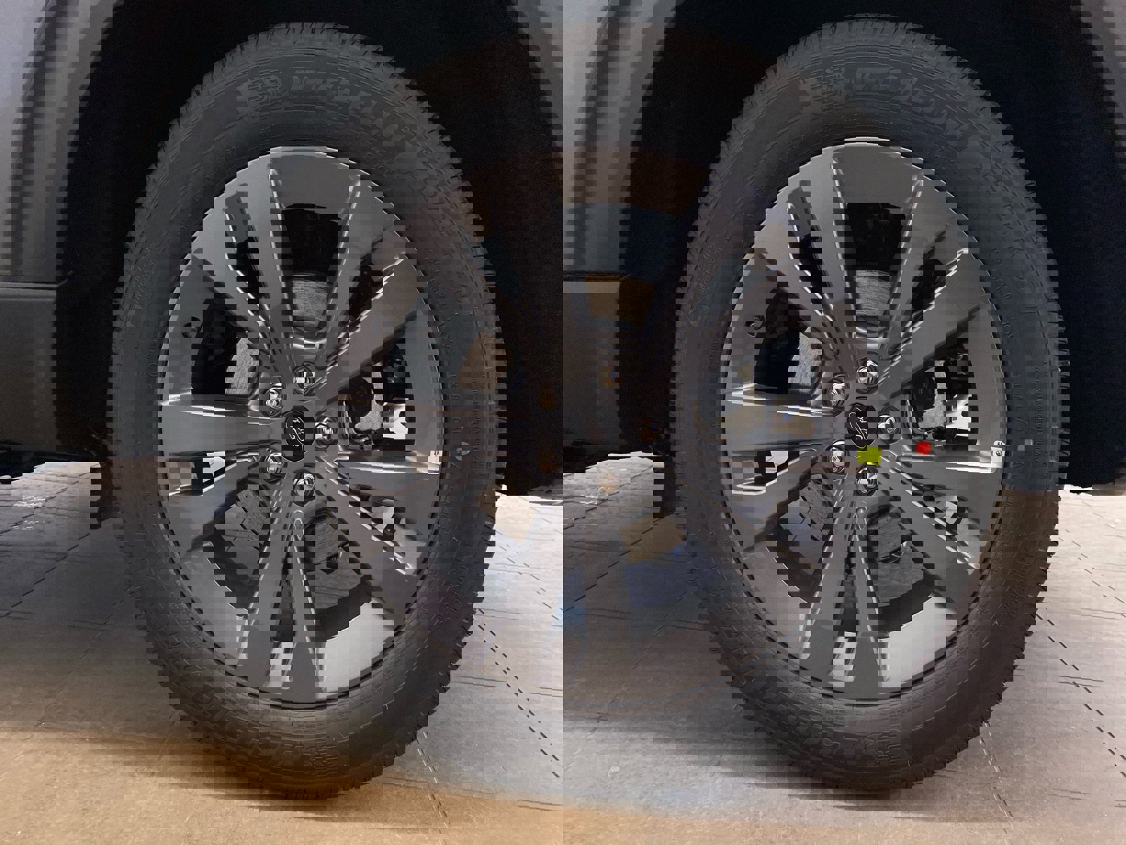 New 2026 Ford Explorer Active w/ Active Comfort Package image 33