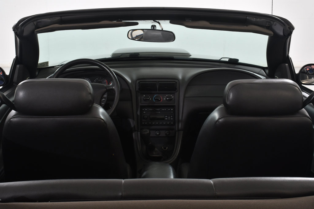 Used 2001 Ford Mustang GT RWD image 17