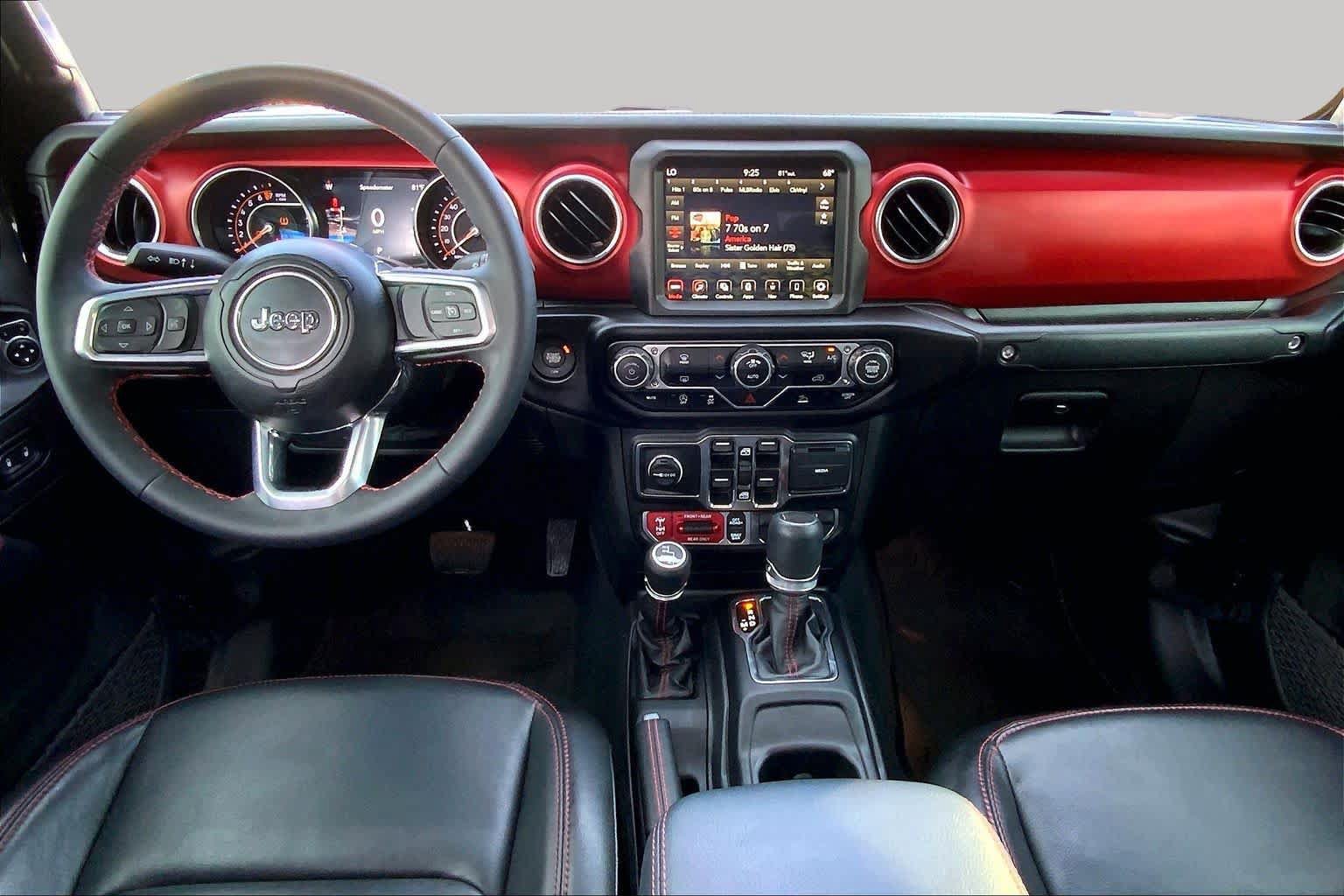 Used 2023 Jeep Gladiator Rubicon w/ Trailer Tow Package AWD/4WD image 16