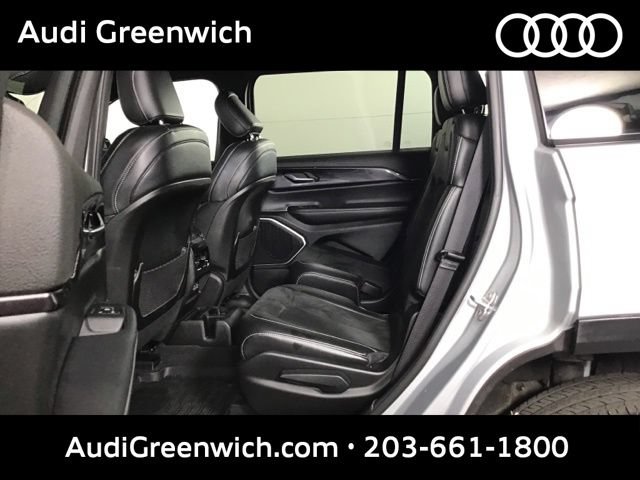 Used 2021 Jeep Grand Cherokee L Laredo AWD/4WD image 19