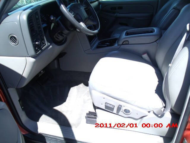 Used 2005 Chevrolet Avalanche Z71 w/ Sun And Sound Package image 9