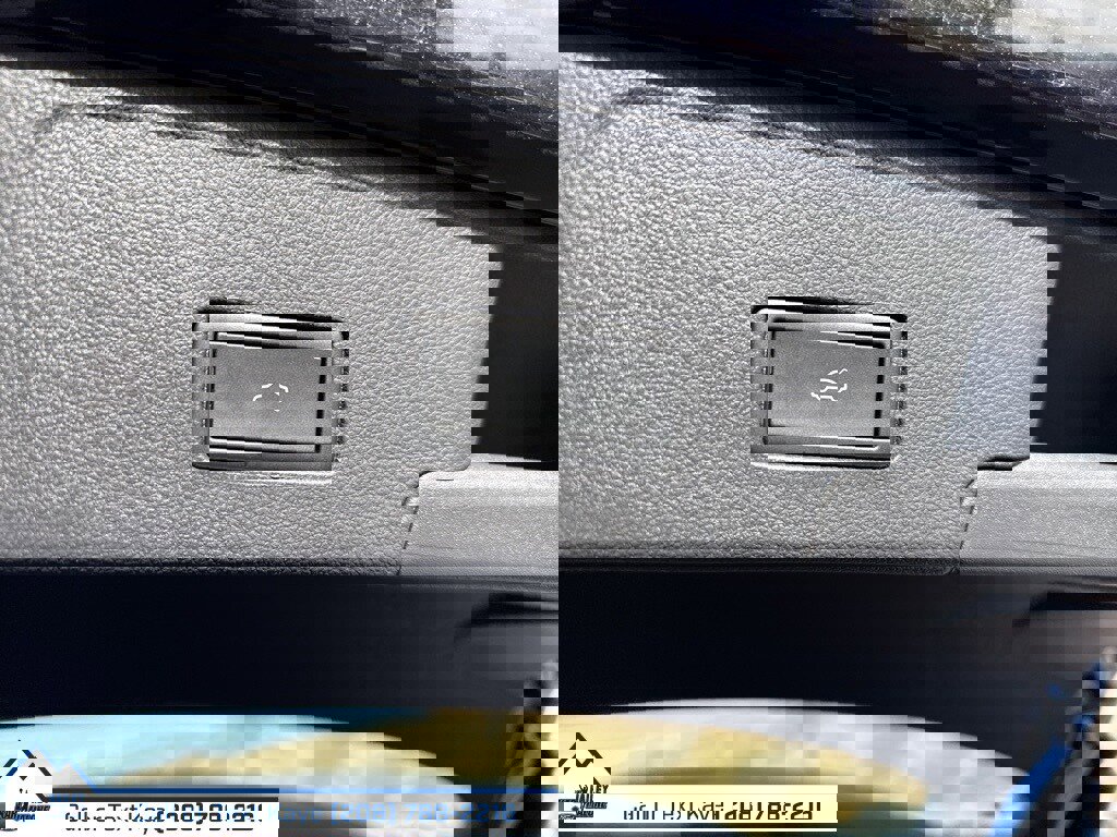 Used 2024 Volkswagen Atlas Cross Sport SEL Premium R-Line image 38