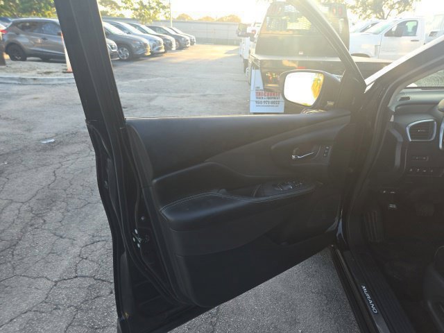 Used 2024 Nissan Murano SL FWD image 12