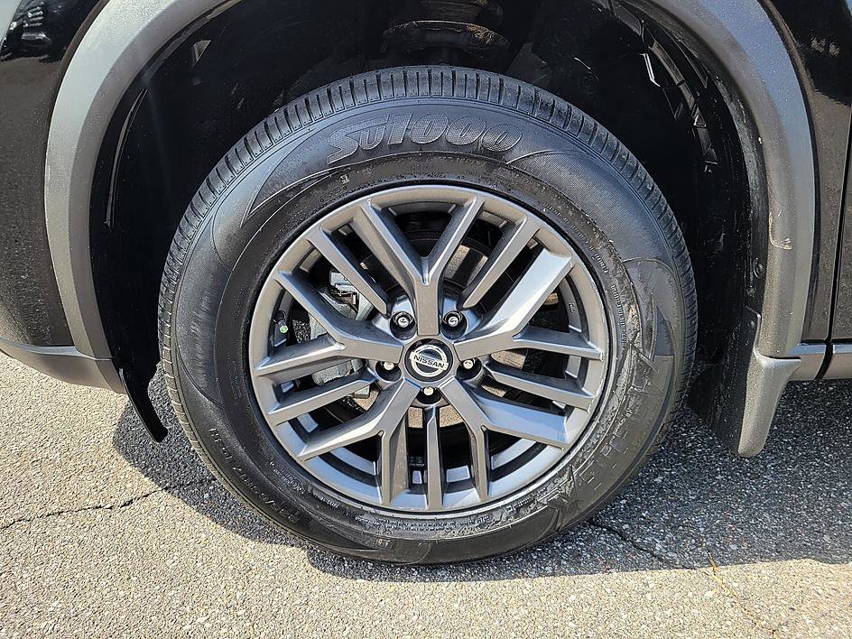 Used 2021 Nissan Rogue S image 8