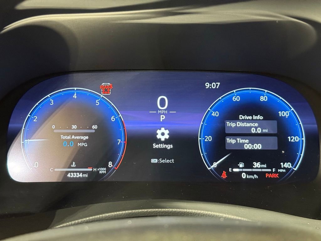 Used 2023 Toyota Highlander Limited AWD/4WD image 28