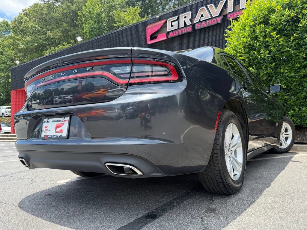 Used 2019 Dodge Charger SXT RWD image 12