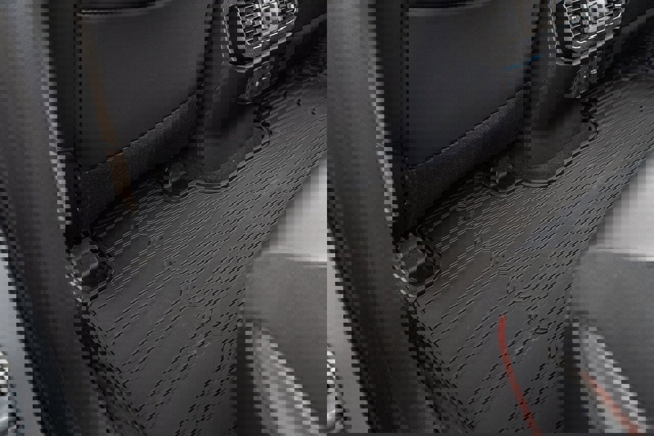 Used 2025 Ford F150 Raptor w/ Equipment Group 803A Raptor R image 34