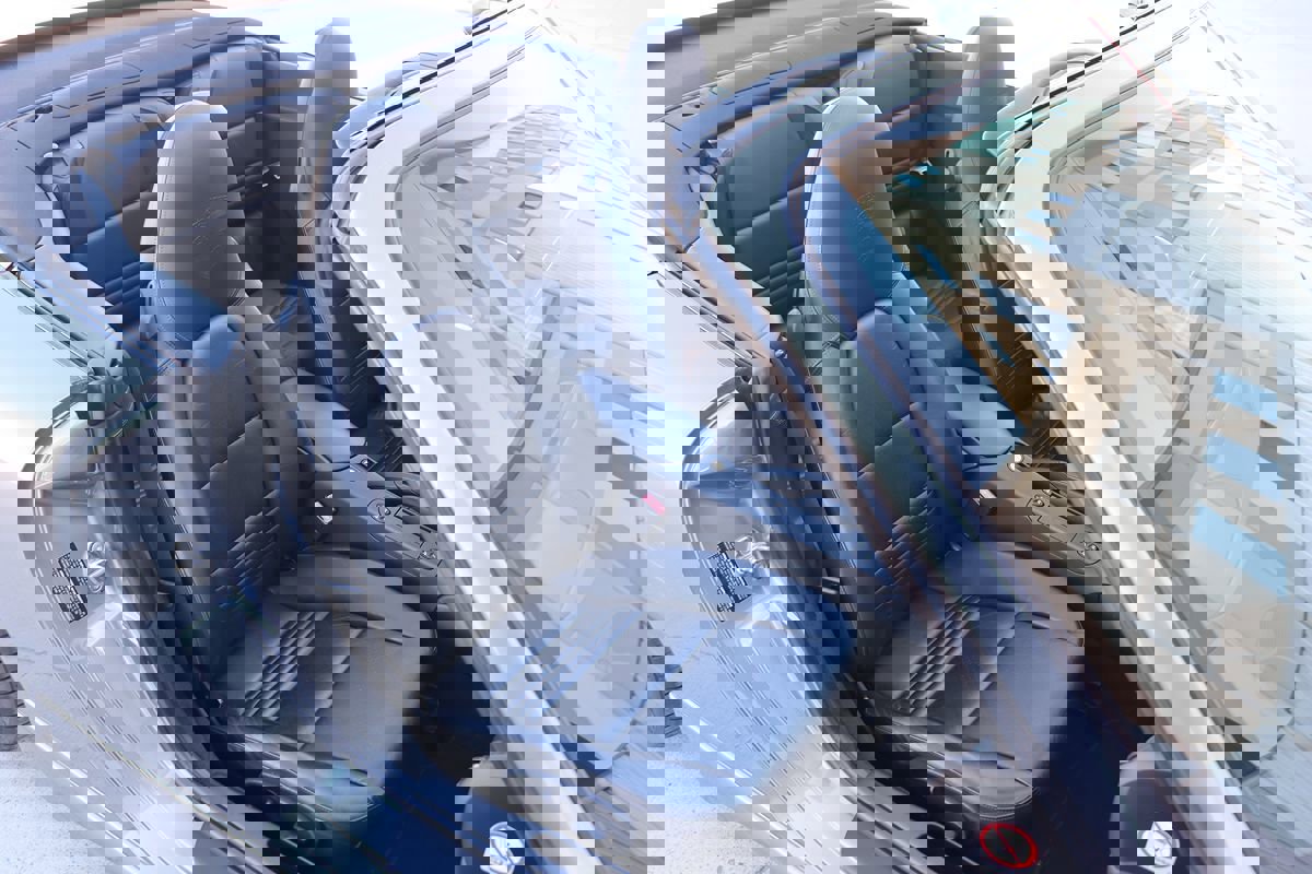 Used 2002 Porsche 911 Carrera image 32