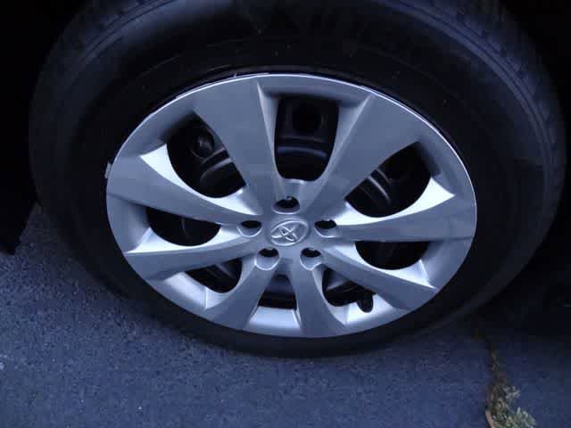 Used 2025 Toyota Corolla LE FWD image 16