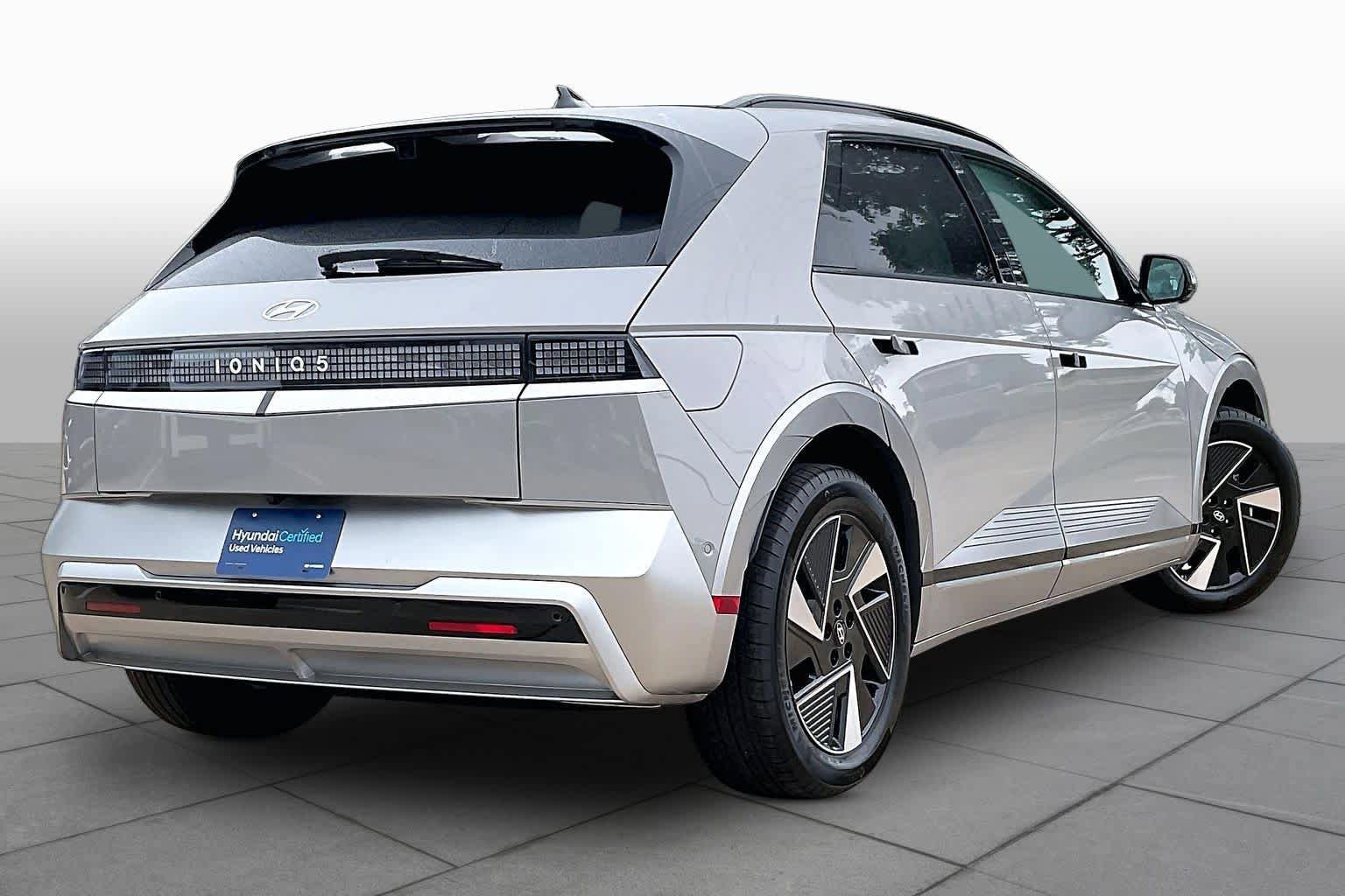 Certified 2026 Hyundai Ioniq 5 Limited RWD image 12