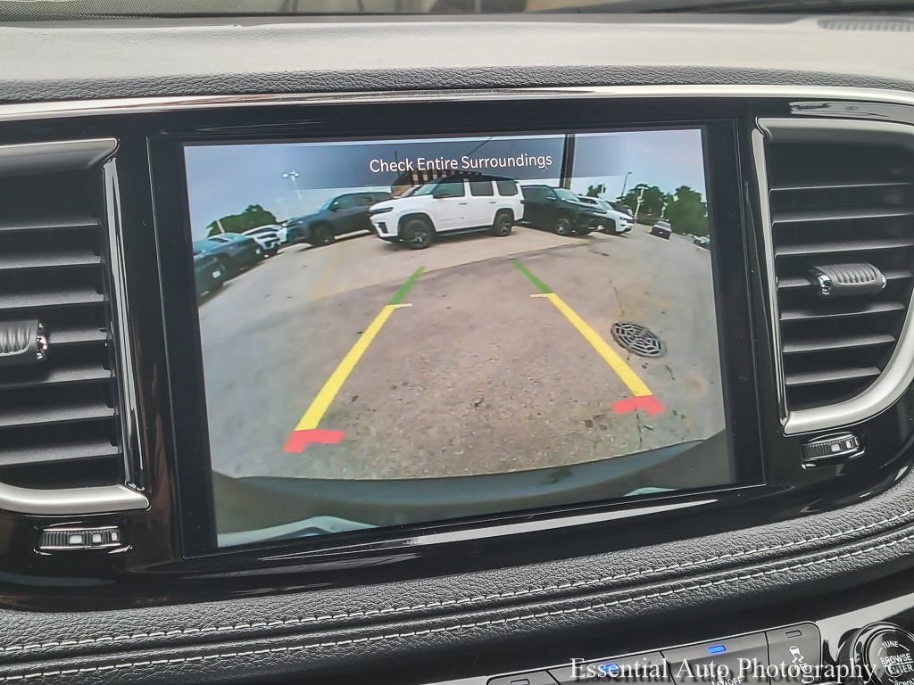 New 2027 Chrysler Pacifica Select w/ Family Tech Group FWD image 23