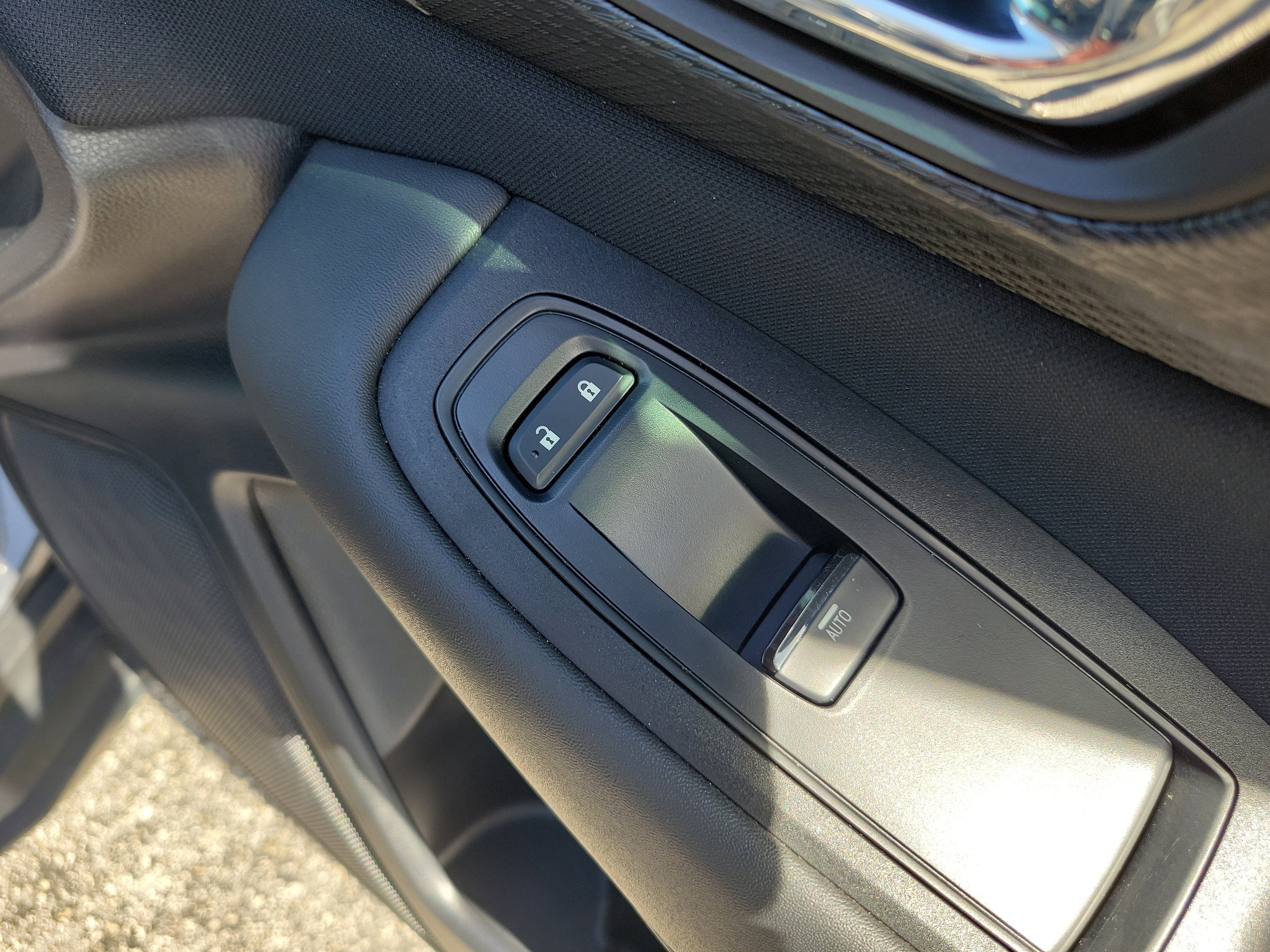 Used 2024 Subaru Outback Premium image 11