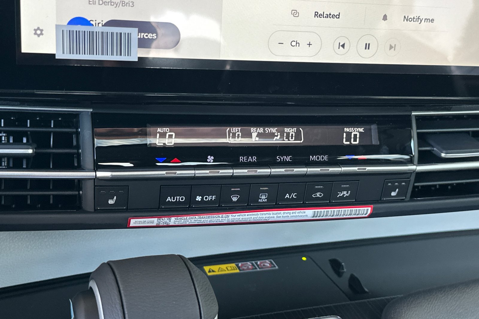 New 2026 Toyota Sienna XLE AWD/4WD image 19