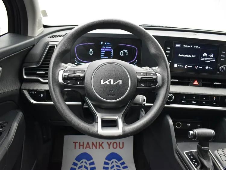 Used 2024 Kia Sportage LX image 20