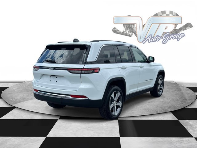 Used 2023 Jeep Grand Cherokee 4WD 4xe image 5