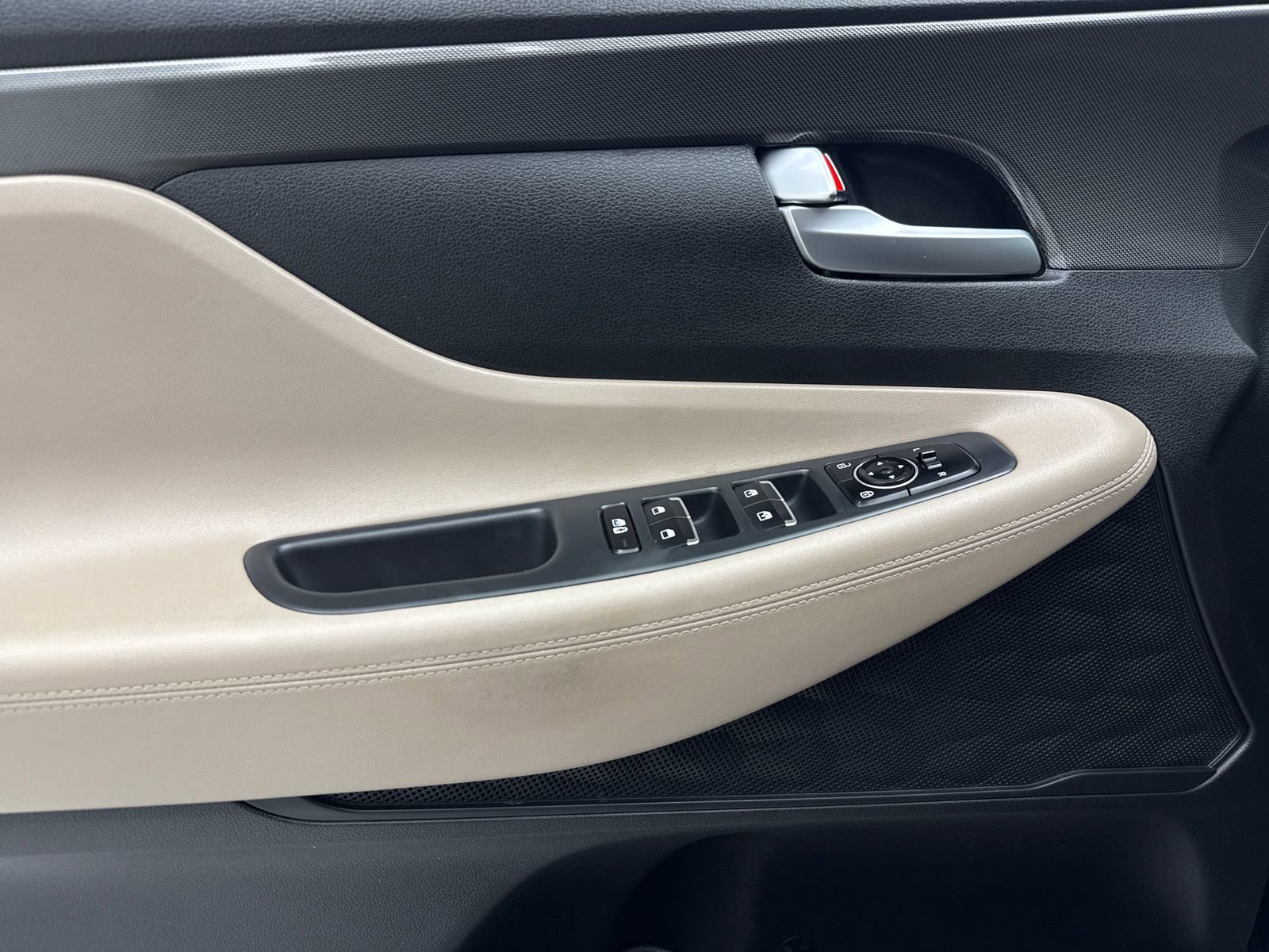 Used 2023 Hyundai Santa Fe SEL AWD/4WD image 37