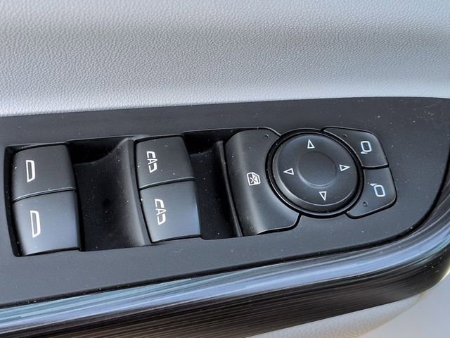 Used 2023 GMC Acadia SLT image 15