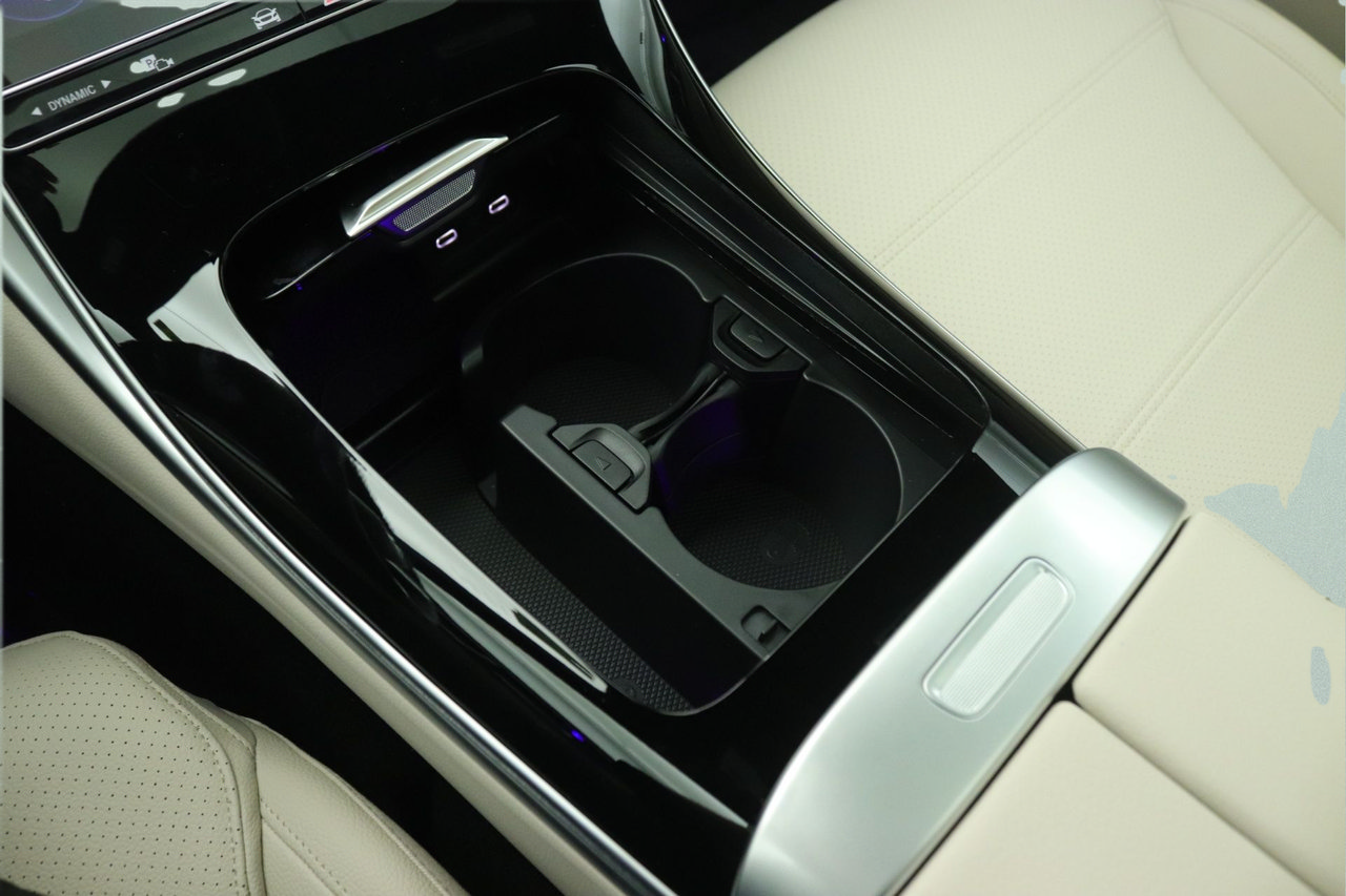 New 2026 Mercedes-Benz C 300 4MATIC Sedan image 6