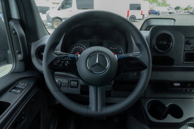 New 2025 Mercedes-Benz Sprinter 2500 image 20
