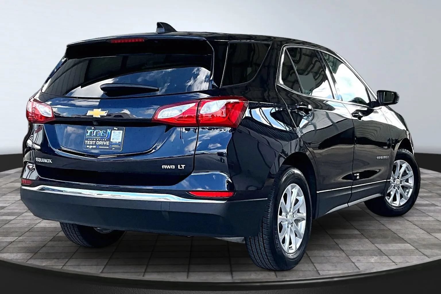Used 2020 Chevrolet Equinox LT AWD/4WD image 6