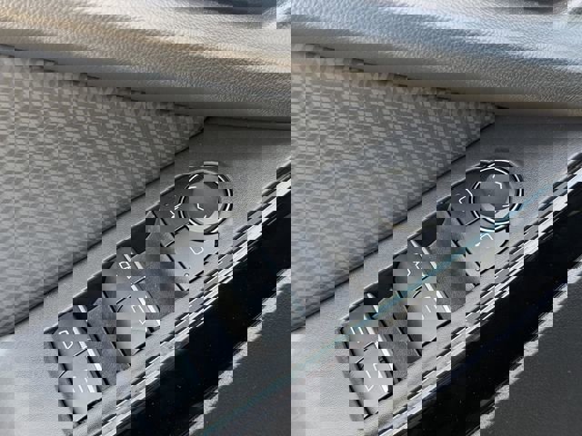 New 2026 Chevrolet Equinox RS image 21